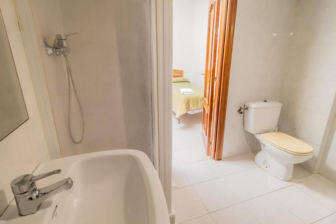 Hostal - Restaurante La Buena Villa By Vivere Stays Villalonquéjar Dış mekan fotoğraf