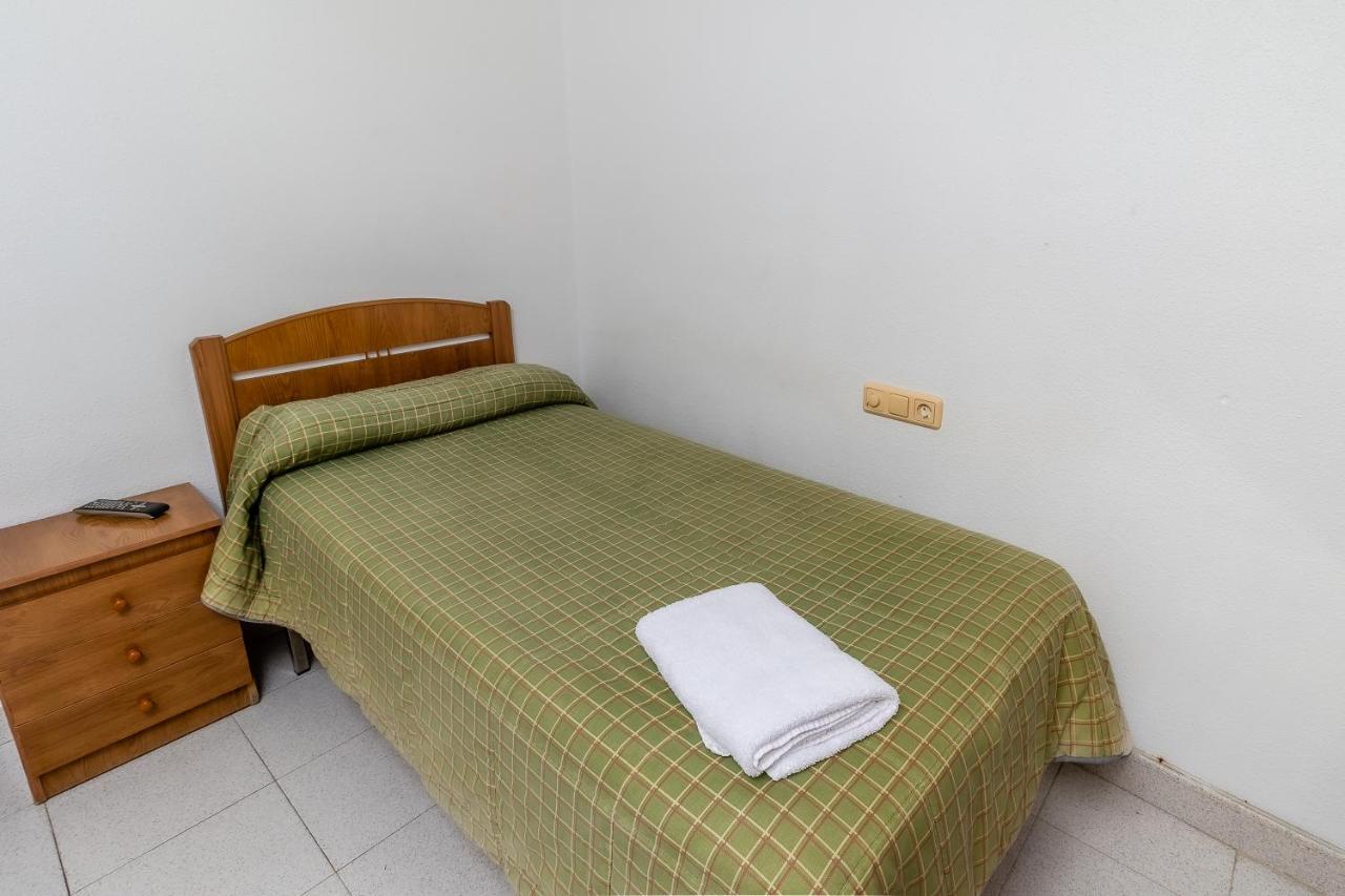 Hostal - Restaurante La Buena Villa By Vivere Stays Villalonquéjar Dış mekan fotoğraf